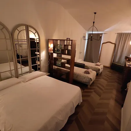 בית הארחה Botanica Loft מונטיקיארי